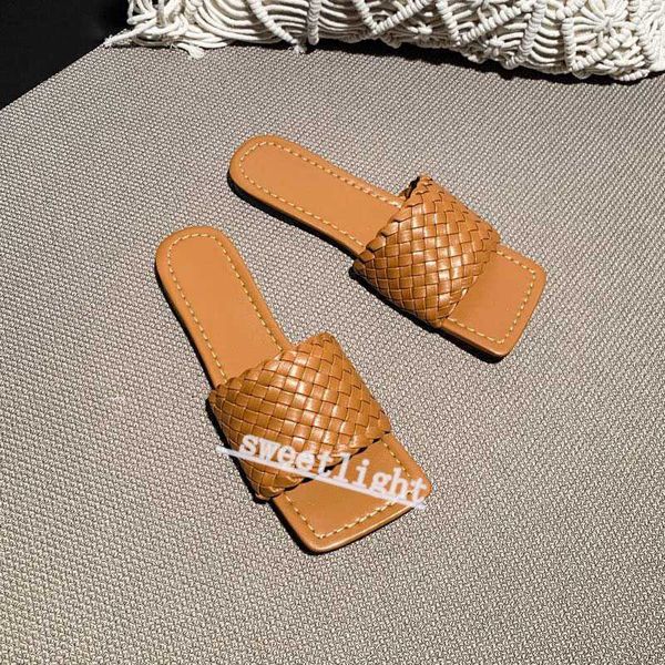 2021 progettis lusso women's slippers square sneakers nappa lambskin sandals lady flats quality
2021 progettis lusso women's slippers square sneakers nappa lambskin sandals lady flats quality