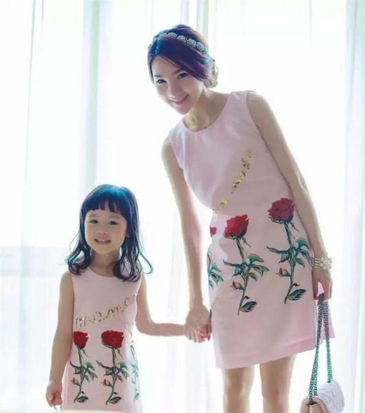 mother daughter dresses fashion ladies parent-child clothing family matching clothes matching outfit rose princess vest dress, Black;gray
mother daughter dresses fashion ladies parent-child clothing family matching clothes matching outfit rose princess vest dress, Black;gray