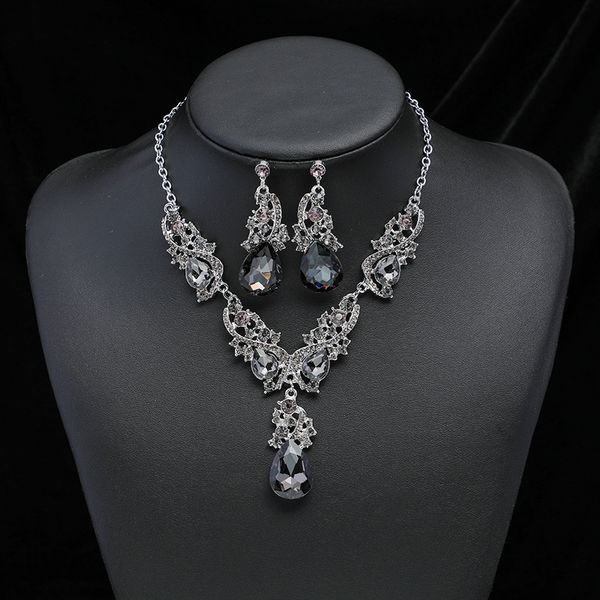 fashion necklace earrings two-piece designer for women dangle exaggerated temperament retro alloy plating banquet wedding jewelry, Silver
fashion necklace earrings two-piece designer for women dangle exaggerated temperament retro alloy plating banquet wedding jewelry, Silver