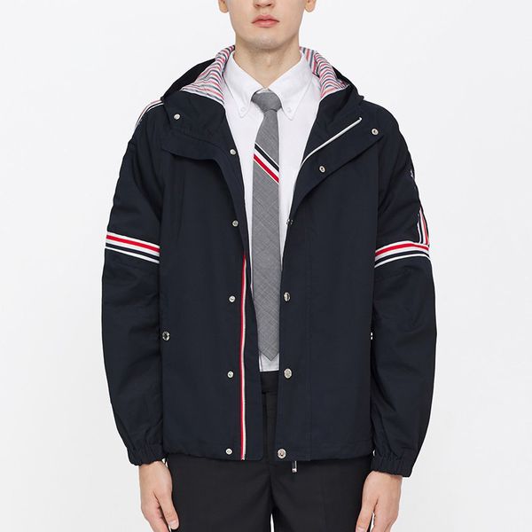 men's jacket 2022 spring autumn hooded male casual jackets luxury brand classic sheer ripsrwb elastic striped hooded women clothing, Black;brown
men's jacket 2022 spring autumn hooded male casual jackets luxury brand classic sheer ripsrwb elastic striped hooded women clothing, Black;brown