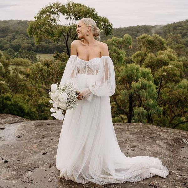 2022 fashion white wedding gowns off the shoulder floor length puff sleeve bridal dresses wedding party gown robes
2022 fashion white wedding gowns off the shoulder floor length puff sleeve bridal dresses wedding party gown robes