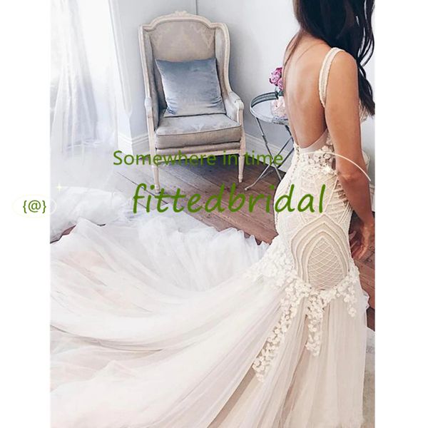 new dubai elegant sleeveless mermaid wedding dresses v neck lace appliques vestios de novia bridal gowns with buttons, White
new dubai elegant sleeveless mermaid wedding dresses v neck lace appliques vestios de novia bridal gowns with buttons, White