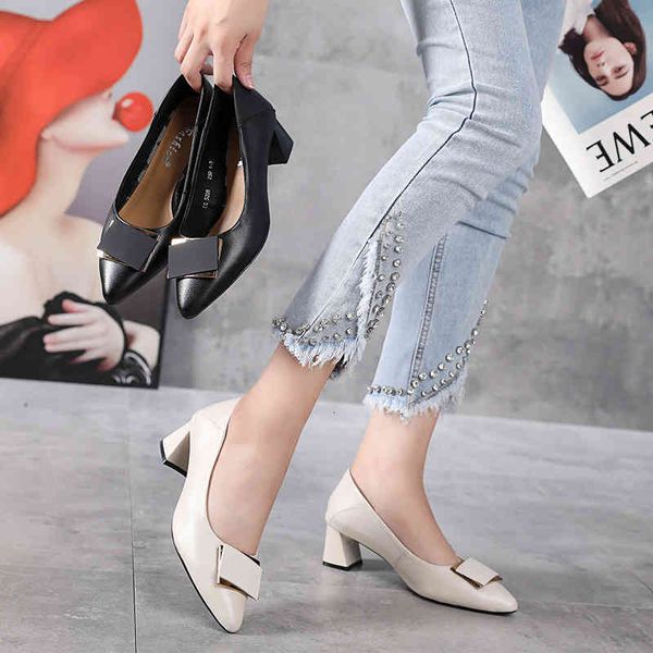 boots shallow mouth single shoes women's leather thick middle heel work large mother's in spring and autumn cxry, Black
boots shallow mouth single shoes women's leather thick middle heel work large mother's in spring and autumn cxry, Black