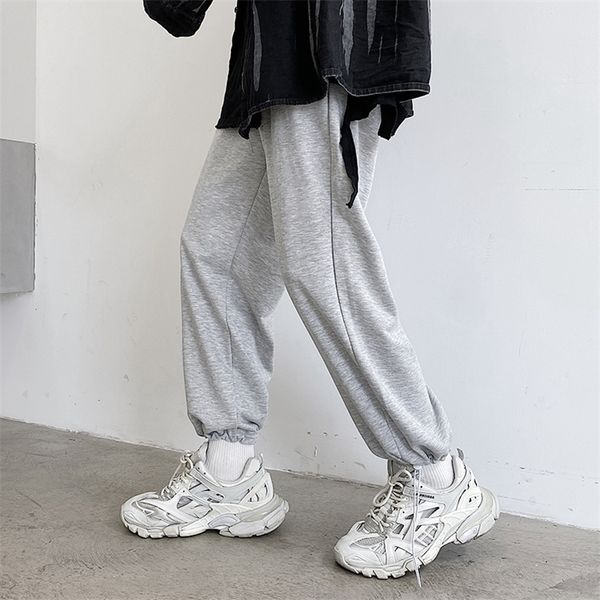 spring new youth mens fashion joggers drawstring waist harem design black gray sweatpants 210412
spring new youth mens fashion joggers drawstring waist harem design black gray sweatpants 210412
