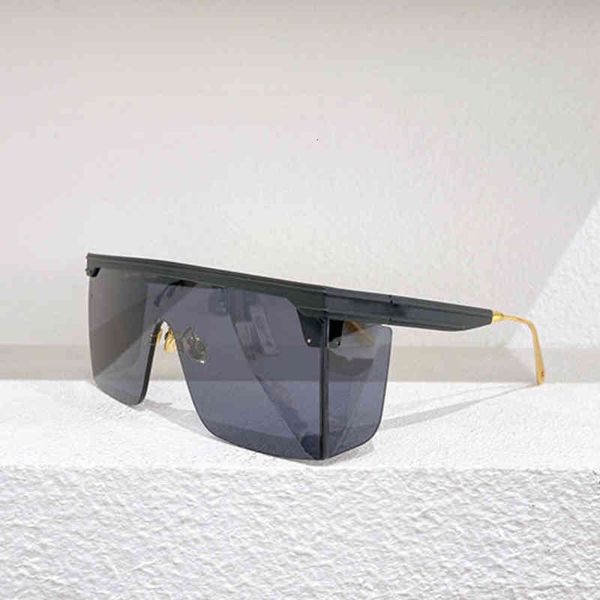 sunglasses d family women's korean fashion integrated windscreen square versatile men's and women's foreign style sun shading, White;black
sunglasses d family women's korean fashion integrated windscreen square versatile men's and women's foreign style sun shading, White;black