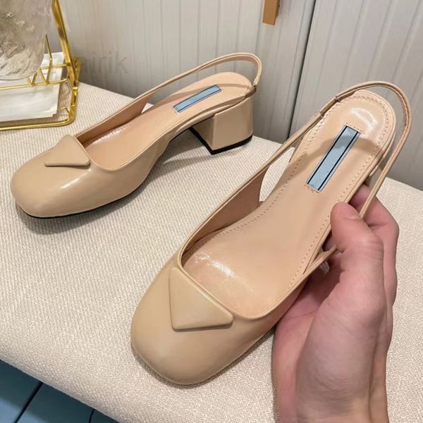 2023 designer sandals mary jane shoes chunky heel sandal women dress shoe fashion vintage loafers fashion leather, Black
2023 designer sandals mary jane shoes chunky heel sandal women dress shoe fashion vintage loafers fashion leather, Black