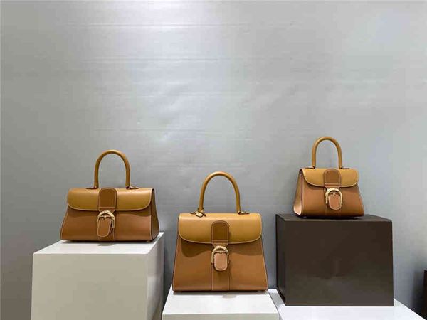 wendelwalds bags popular coco delvo women bag min brillant horseshoe buckle single shoulder messenger portable
wendelwalds bags popular coco delvo women bag min brillant horseshoe buckle single shoulder messenger portable