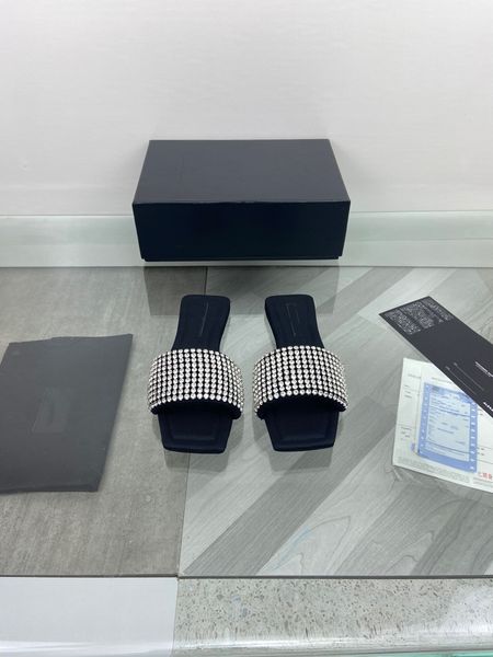 flat sandals designer slippers crystal rhinestone embellished buckle clear pvc women's dress shoes black heel slippers with box 35-40
flat sandals designer slippers crystal rhinestone embellished buckle clear pvc women's dress shoes black heel slippers with box 35-40