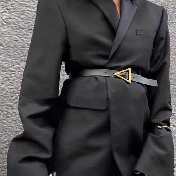 luxury designer belts for women genuine leather belt gold triangle buckle ladies waist black ceinture femme waistband 2020 cinto315f, Black;brown
luxury designer belts for women genuine leather belt gold triangle buckle ladies waist black ceinture femme waistband 2020 cinto315f, Black;brown