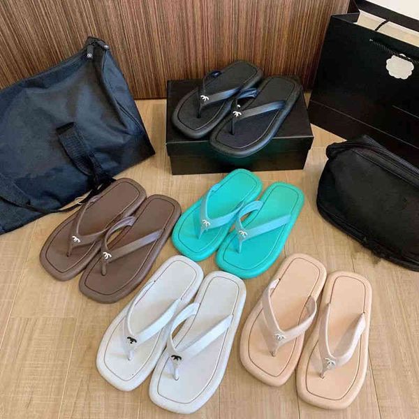 slippers high version small xiangfeng flip flop clip toe, wear women's round head, home anti-skid flat bottom and versatile beach shoes, Black
slippers high version small xiangfeng flip flop clip toe, wear women's round head, home anti-skid flat bottom and versatile beach shoes, Black