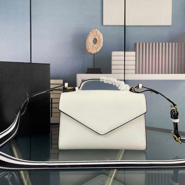 classic designer flap crossbody bag leather handbag detachable embroidered wide strap luxury shoulder bags women fashion envelope handbag pu
classic designer flap crossbody bag leather handbag detachable embroidered wide strap luxury shoulder bags women fashion envelope handbag pu