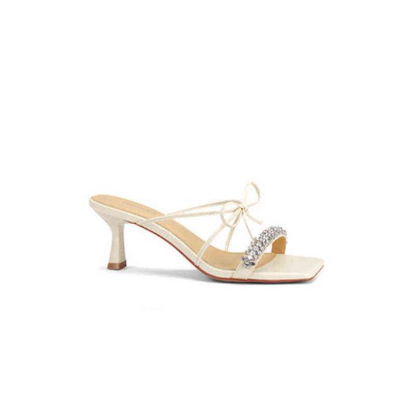 elegant gold square head rhinestone high-heeled sandals women wear french bow thin high-heeled slippers in summer, Black
elegant gold square head rhinestone high-heeled sandals women wear french bow thin high-heeled slippers in summer, Black