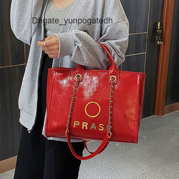 women's classic luxury handbags beach bags designers ch metal letter badge tote evening bag small mini body leather handbag large femal
women's classic luxury handbags beach bags designers ch metal letter badge tote evening bag small mini body leather handbag large femal