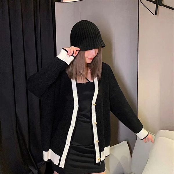 women's sweater designer jacket cardigan 2021 classic women's fashion warm clothes new letter embroidery ca287h, White;black
women's sweater designer jacket cardigan 2021 classic women's fashion warm clothes new letter embroidery ca287h, White;black