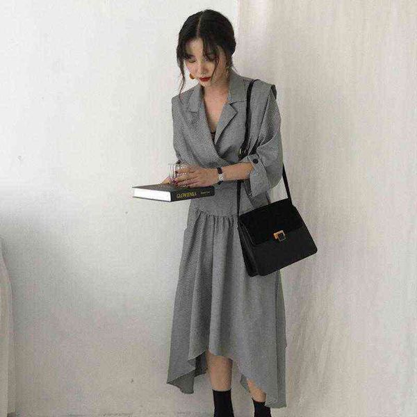 women's trench coats 2021 autumn long sleeve high waist plus size plaid irregular length thin coat female double breasted windbreaker t, Tan;black
women's trench coats 2021 autumn long sleeve high waist plus size plaid irregular length thin coat female double breasted windbreaker t, Tan;black