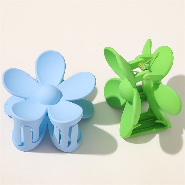 flowers shape hair clamp clips women medium size pure color hair claws europe female frosted flower ponytail plastic hairpins scrunchies acc, Slivery;golden
flowers shape hair clamp clips women medium size pure color hair claws europe female frosted flower ponytail plastic hairpins scrunchies acc, Slivery;golden