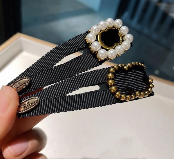 2022 korea dongdaemun letters hair clips & barrettes simple brass temperament fashion hair accessories women fast delivery, Golden;silver
2022 korea dongdaemun letters hair clips & barrettes simple brass temperament fashion hair accessories women fast delivery, Golden;silver