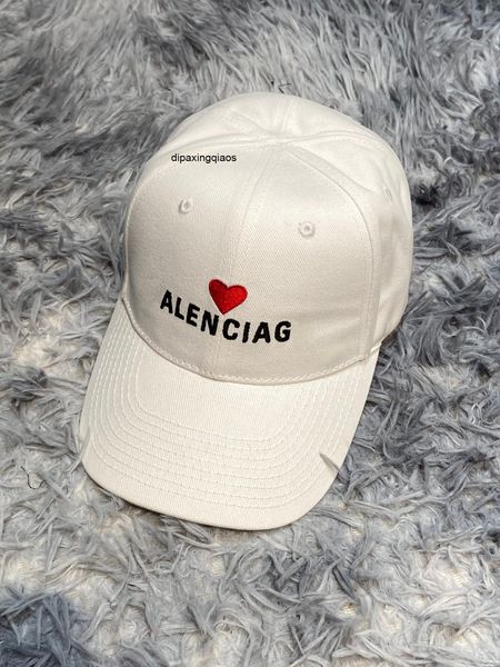 ball caps designer balencaigass paris b family classic tanabata valentine's day limited embroidery love letter duck tongue hat summer s, Blue;gray
ball caps designer balencaigass paris b family classic tanabata valentine's day limited embroidery love letter duck tongue hat summer s, Blue;gray