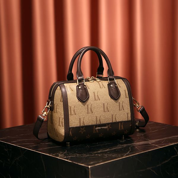 fashion boston shoulder bags women soft printing floral pillow bags woman leather brand design bags women handbags
fashion boston shoulder bags women soft printing floral pillow bags woman leather brand design bags women handbags