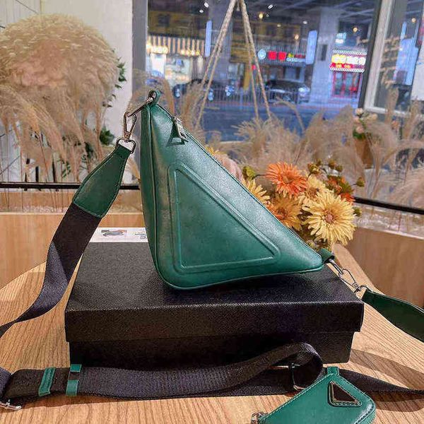 designer handbag purse tote bag luxury shoulder bags triangle fashion brand genuine leather different size women's letter handbags mzao
designer handbag purse tote bag luxury shoulder bags triangle fashion brand genuine leather different size women's letter handbags mzao