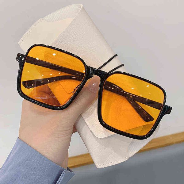 sun oversized square sun glasses for men women 2022 fashion popular luxury design eyewear trending uv400 shades, White;black
sun oversized square sun glasses for men women 2022 fashion popular luxury design eyewear trending uv400 shades, White;black