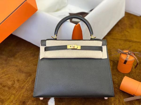 women versatile handbags epsom leather custermized hasp totes organic shape with four studs bottom end business casual bags
women versatile handbags epsom leather custermized hasp totes organic shape with four studs bottom end business casual bags