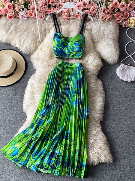 bohemian vacation beach 2pcs set women floral printed short strapless and high waist pleated long skirt suit spring summer 220620, White
bohemian vacation beach 2pcs set women floral printed short strapless and high waist pleated long skirt suit spring summer 220620, White