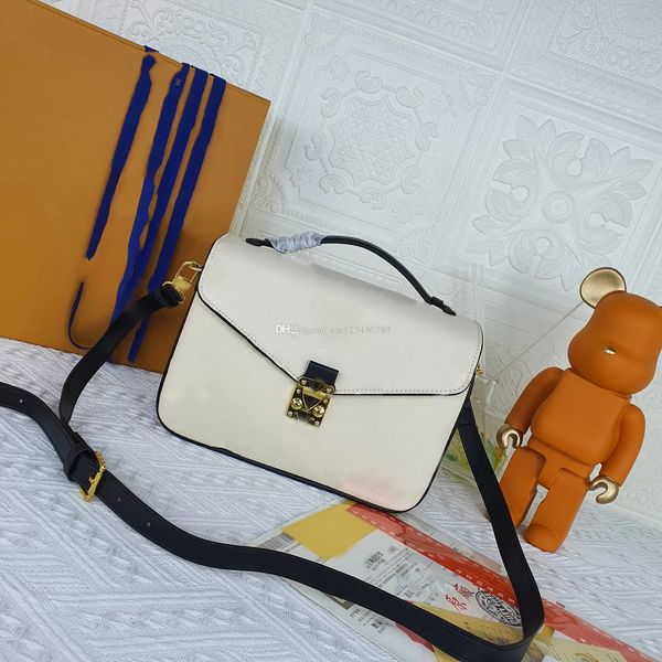 fashion luxurys shoulder bag onthego medium tote women designers handbags by the pool monograms embossing messenger designer bags 40848002, Black;red
fashion luxurys shoulder bag onthego medium tote women designers handbags by the pool monograms embossing messenger designer bags 40848002, Black;red