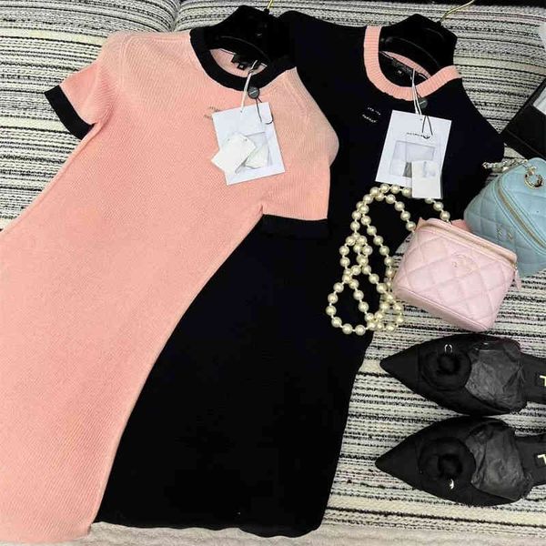 casual dresses product in early spring and summer xiaoxiang style fake color contrast pullover slim fitting knitted dress one-step, Black;gray
casual dresses product in early spring and summer xiaoxiang style fake color contrast pullover slim fitting knitted dress one-step, Black;gray