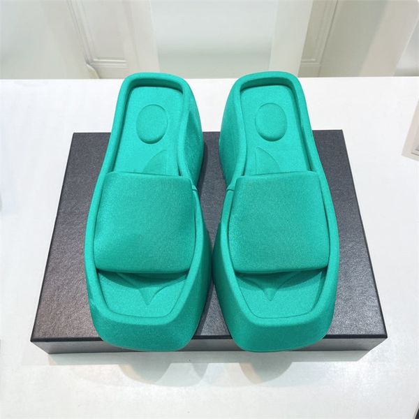 the latest popular muffin thick bottom platform slippers high mercerized cloth high-heeled sandals, Black
the latest popular muffin thick bottom platform slippers high mercerized cloth high-heeled sandals, Black