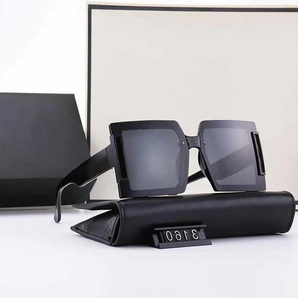 sunglasses in style women big square beach adumbral goggle sun glasses party favors case, White;black
sunglasses in style women big square beach adumbral goggle sun glasses party favors case, White;black