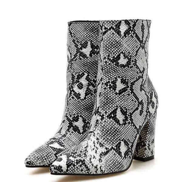 boots dress shoes winter new snake pattern thick heel simple wild locomotive boot 220823, Black
boots dress shoes winter new snake pattern thick heel simple wild locomotive boot 220823, Black