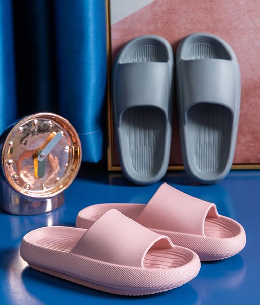 2022 designer slippers women sandals luxury slides oran sandal classic flip flop casual shoes sneakers trainer brand062, Black
2022 designer slippers women sandals luxury slides oran sandal classic flip flop casual shoes sneakers trainer brand062, Black