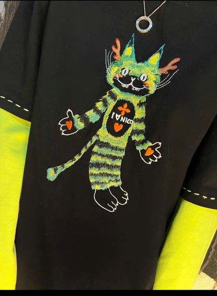women's t-shirt designer chaopai 22 early spring new embroidery cute fried cat pattern black stitching fluorescent green sleeve long t-, White
women's t-shirt designer chaopai 22 early spring new embroidery cute fried cat pattern black stitching fluorescent green sleeve long t-, White