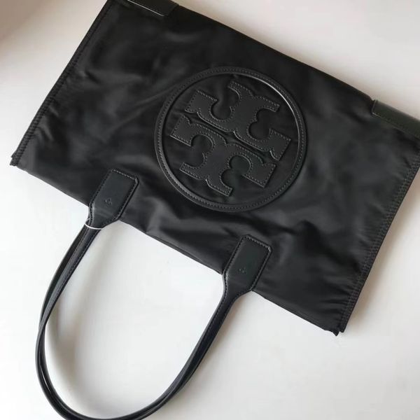 designer bags 2022 new women's fashion high texture nylon tote handbag simple solid color large volume shopping
designer bags 2022 new women's fashion high texture nylon tote handbag simple solid color large volume shopping