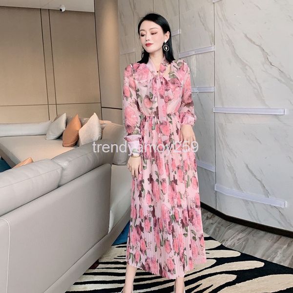 casual dresses spring and summer women's wear long sleeve temperament fashion printed slim dress, Black;gray
casual dresses spring and summer women's wear long sleeve temperament fashion printed slim dress, Black;gray
