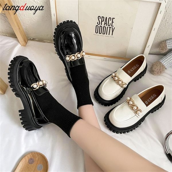 platform shoes woman solid black soft pu leather loafers women casual women slip on comfortable round toe zapatos de mujer 220623
platform shoes woman solid black soft pu leather loafers women casual women slip on comfortable round toe zapatos de mujer 220623