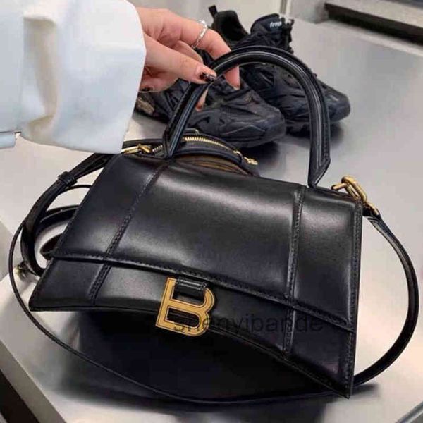 designer balencaigass bags hourglas balencaigsbags bag handbags stars same b family bs
designer balencaigass bags hourglas balencaigsbags bag handbags stars same b family bs