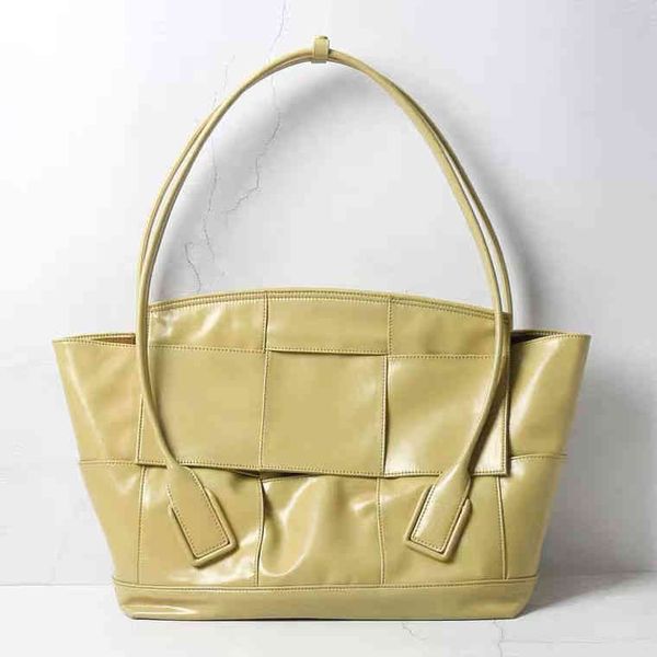 wing capacity arco large fashion cowhide women's leather one shoulder handbag new fashion armpit
wing capacity arco large fashion cowhide women's leather one shoulder handbag new fashion armpit