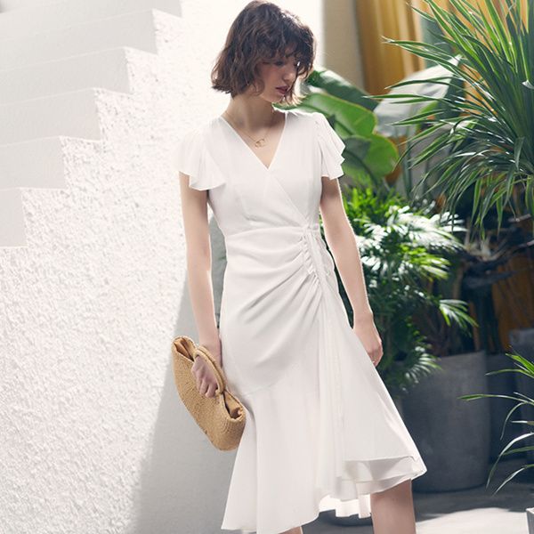 white dress female summer french temperament v collar tea rest retro waist show thin, Black;gray
white dress female summer french temperament v collar tea rest retro waist show thin, Black;gray