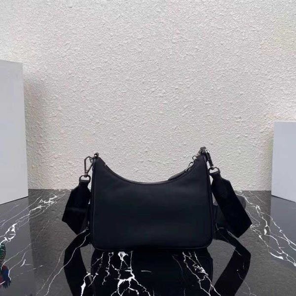 2022 designer bags chest pack lady tote chains handbags purse messenger backpack crossbody hobo purses bag three-in-one shoulder
2022 designer bags chest pack lady tote chains handbags purse messenger backpack crossbody hobo purses bag three-in-one shoulder