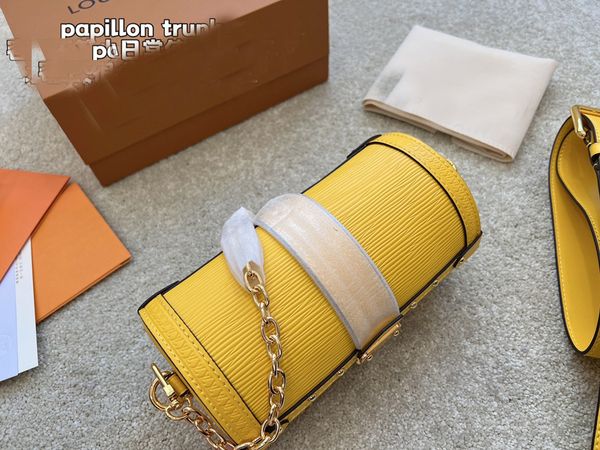 ly 2022 papillon trunk leather luxury handbag damier bag briefcase for mothers day valentines birthday, Blue;pink
ly 2022 papillon trunk leather luxury handbag damier bag briefcase for mothers day valentines birthday, Blue;pink