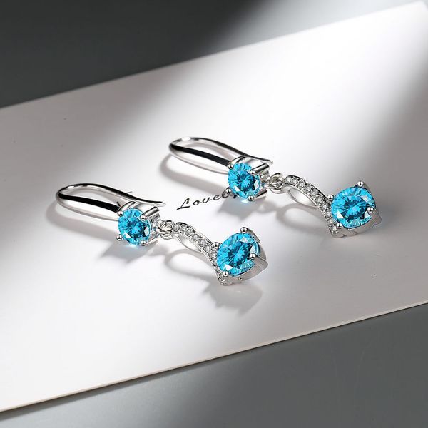 white copper earrings women's version of literature and art small fresh sweet pink diamond zircon earrings temperament short, Golden;silver
white copper earrings women's version of literature and art small fresh sweet pink diamond zircon earrings temperament short, Golden;silver