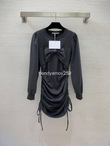 casual dresses women's simple solid color generous bow decoration side drawstring pleated design dress, Black;gray
casual dresses women's simple solid color generous bow decoration side drawstring pleated design dress, Black;gray