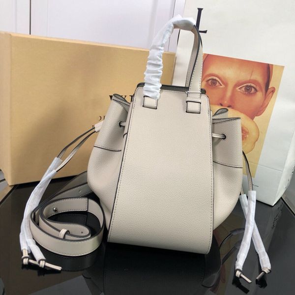 designers handbag drawstring bag shoulder crossbody clutch bucket bags small soft leather grain calfskin barrel-shaped totes purse wallets w
designers handbag drawstring bag shoulder crossbody clutch bucket bags small soft leather grain calfskin barrel-shaped totes purse wallets w