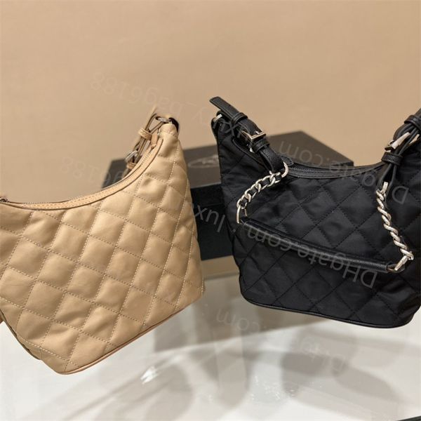 luxury2022 5a designer handbag tote women shoulder bags chain crossbody bag fashion quilted heart leather female famous purse single shoulde
luxury2022 5a designer handbag tote women shoulder bags chain crossbody bag fashion quilted heart leather female famous purse single shoulde