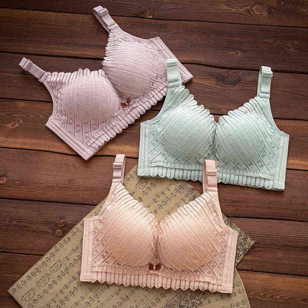 thin cup bra without steel ring ladies collect and fit underwear breathable soft and comfortable packed chest l220726, Red;black
thin cup bra without steel ring ladies collect and fit underwear breathable soft and comfortable packed chest l220726, Red;black