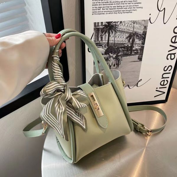 high sense bag new texture portable bucket bag versatile popular diagonal handbag
high sense bag new texture portable bucket bag versatile popular diagonal handbag