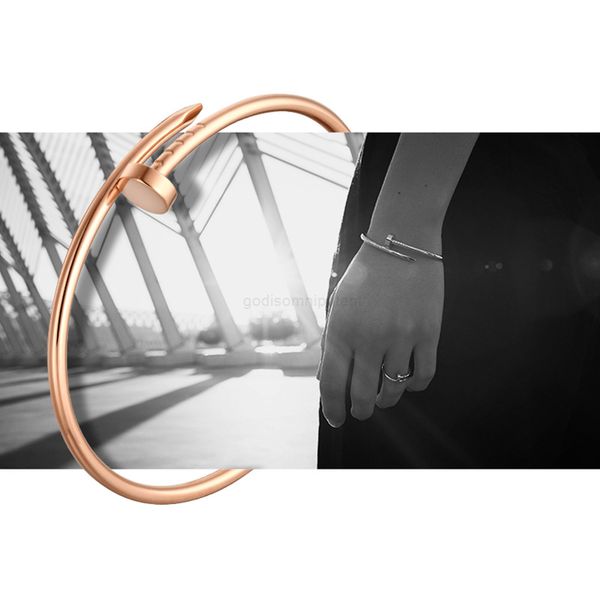 c designer love bangle gold silver titanium steel bracelet inlay diamond screw cuff bracelets women men jewelry gift 16 19 21 size with box, Golden;silver
c designer love bangle gold silver titanium steel bracelet inlay diamond screw cuff bracelets women men jewelry gift 16 19 21 size with box, Golden;silver