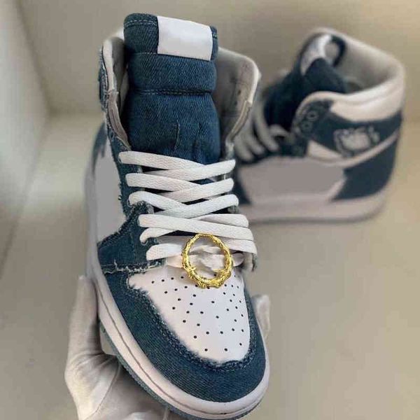 1 1s denim high og wmns 2022 authentic shoes white worn blue metallic gold mens sports sneakers outdoor with original box
1 1s denim high og wmns 2022 authentic shoes white worn blue metallic gold mens sports sneakers outdoor with original box
